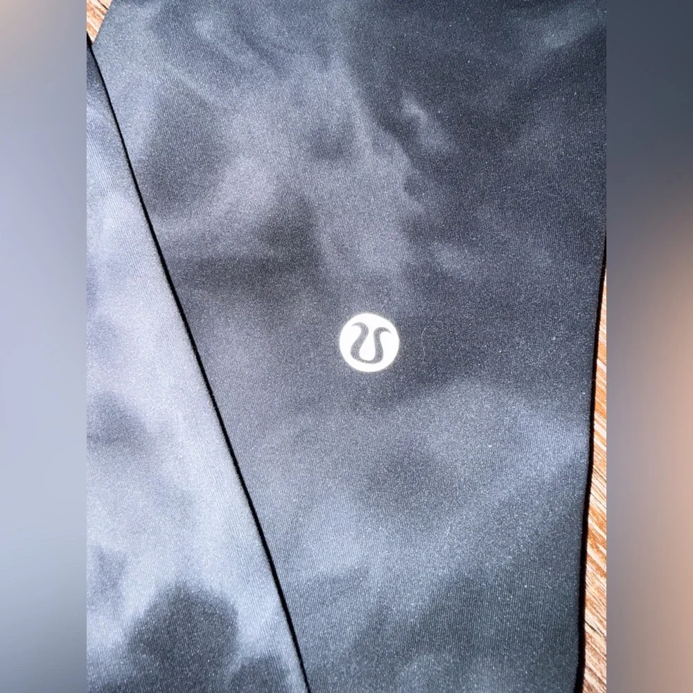 Lululemon Tie Dye Leggings Gray Black Size 4 High Rise Athletic